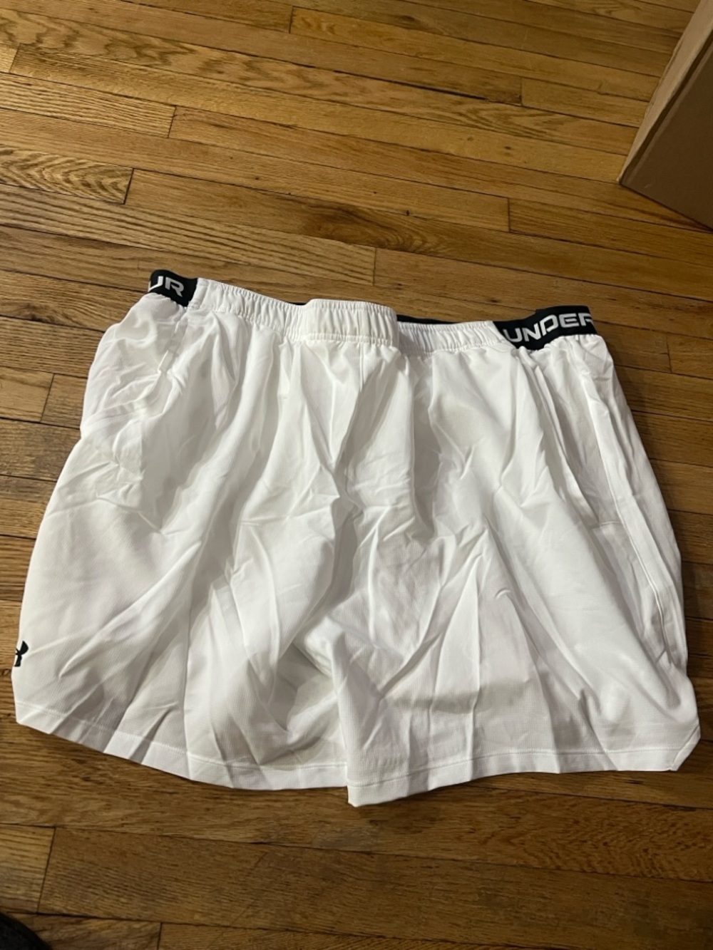Under Armour Men’s White Athletic Shorts 3x